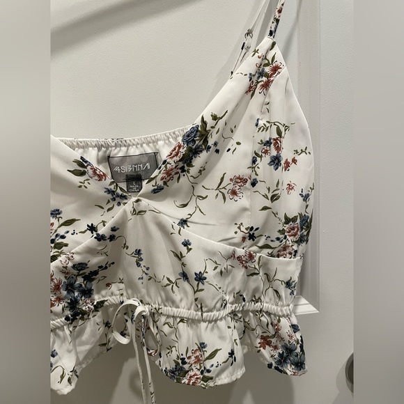 4SI3NNA White Floral Crop Top Sz L - Picture 7 of 7